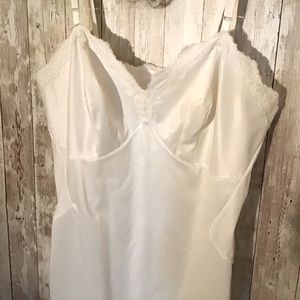Vintage slip